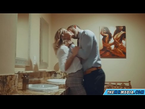 ❤️ Kad te prsata plavuša zavede u javnom zahodu ️❌ Porno u pornografiji hr.virtsextor.ru ❌❤